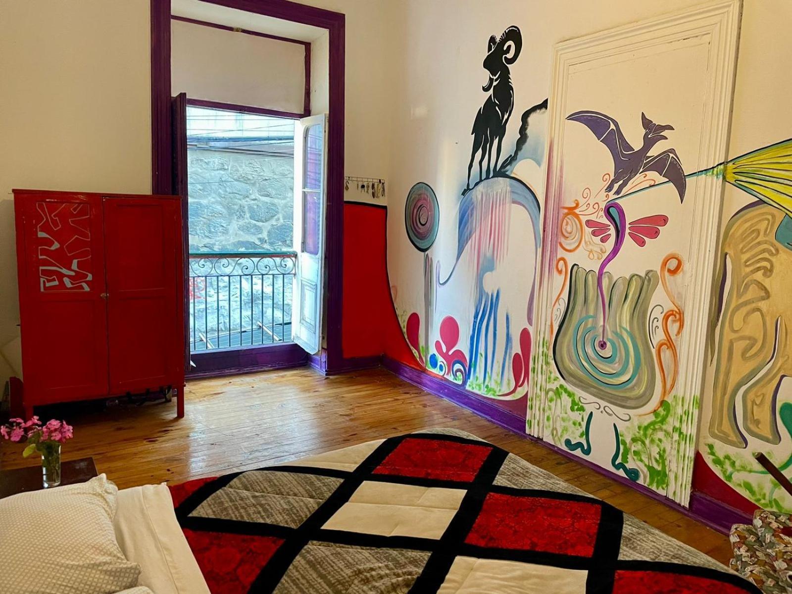 וואלפאראיסו Art Hostel Casa Chaman מראה חיצוני תמונה