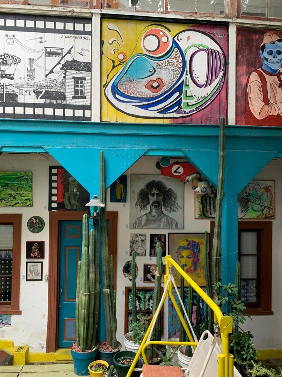 וואלפאראיסו Art Hostel Casa Chaman מראה חיצוני תמונה