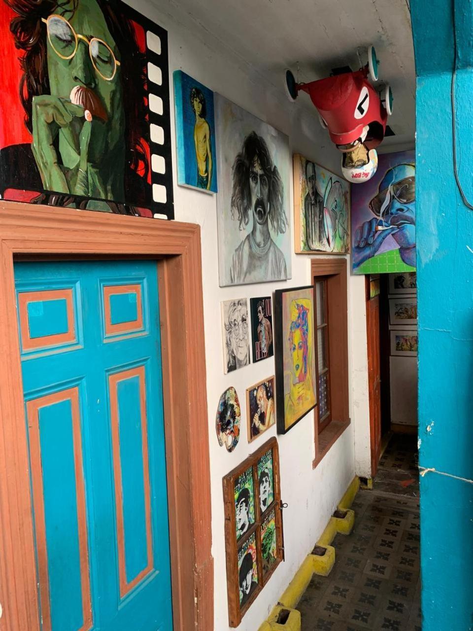 וואלפאראיסו Art Hostel Casa Chaman מראה חיצוני תמונה