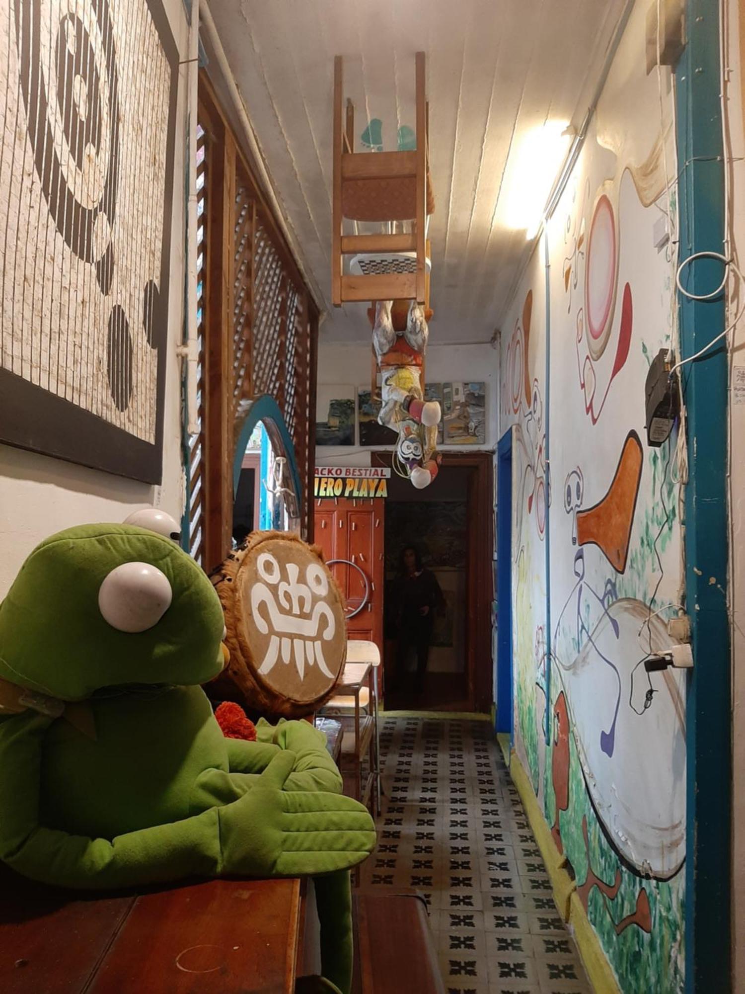 וואלפאראיסו Art Hostel Casa Chaman מראה חיצוני תמונה